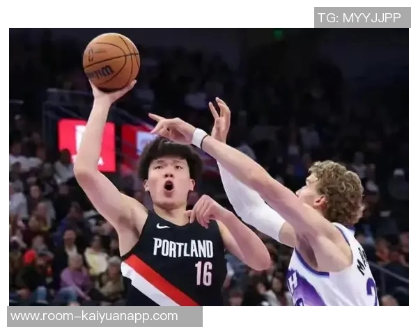 媒体人称比卢普斯对杨瀚森耐心十足呼吁中国球迷也应给予更多理解与支持 媒体人称比卢普斯对杨瀚森耐心十足呼吁中国球迷也应给予更多理解与支持