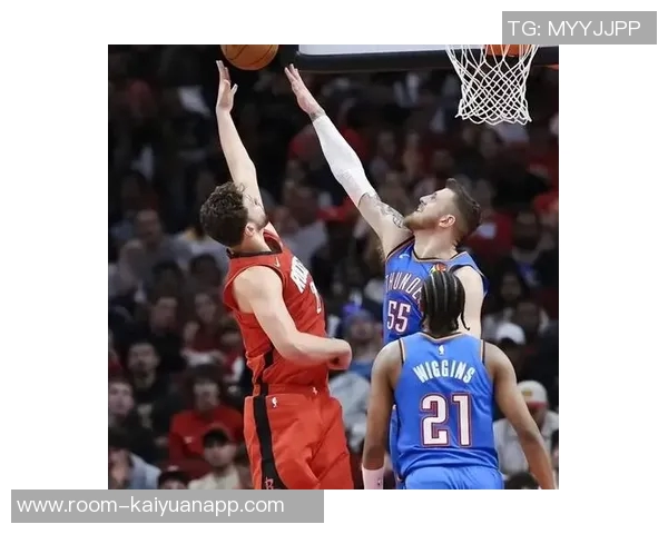 爱德华兹因右脚脚趾感染缺席对阵火箭现为每日观察状态 爱德华兹因右脚脚趾感染缺席对阵火箭现为每日观察状态