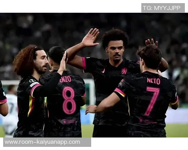 英超争四大战白热化多队仅差一场球红军红魔等激烈混战 英超争四大战白热化多队仅差一场球红军红魔等激烈混战